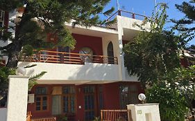Mystic Cottage - Ram Jhula, Rishikesh